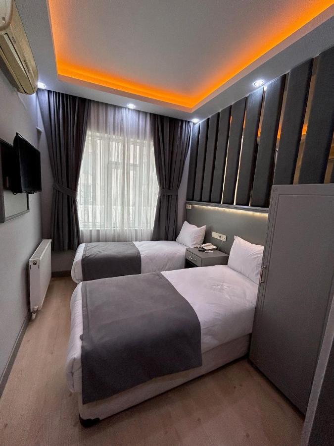Crowned Plus Hotel Istanbul Exterior photo