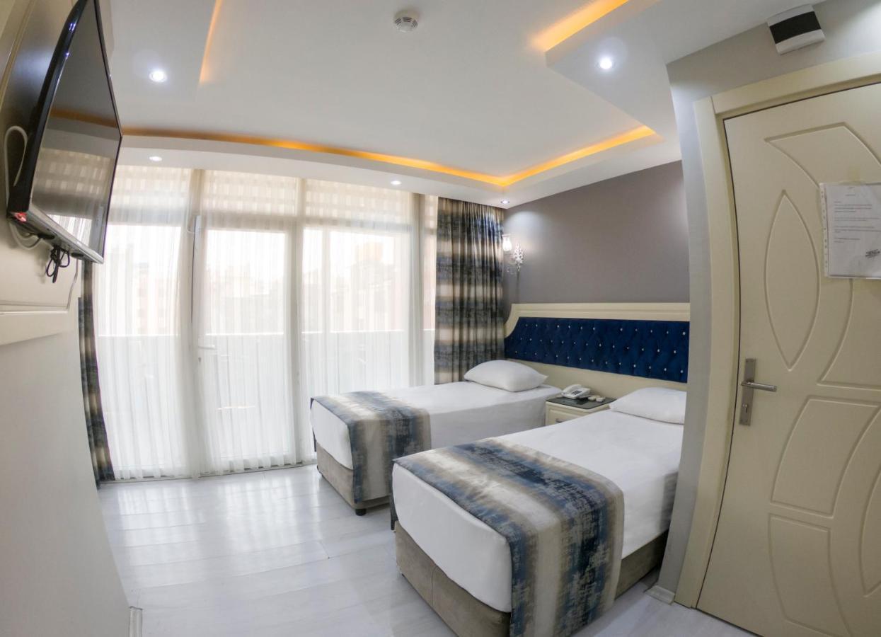 Crowned Plus Hotel Istanbul Exterior photo