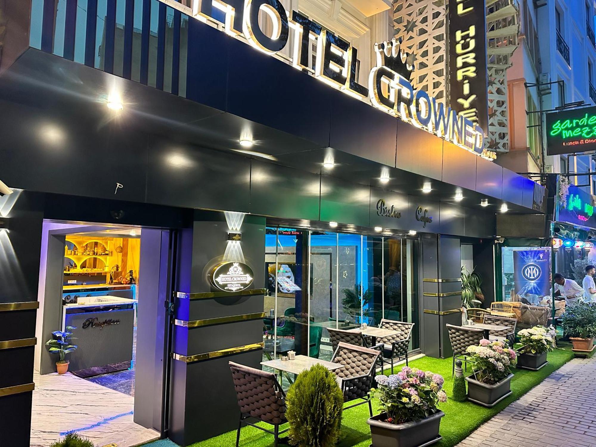 Crowned Plus Hotel Istanbul Exterior photo
